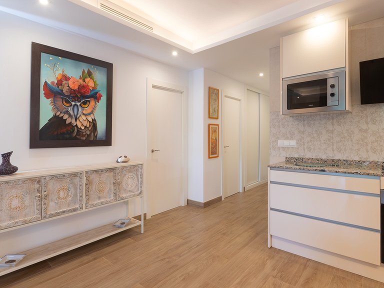 Apartment for Sale in Marbella Golden Mile, Marbella, Malaga 8