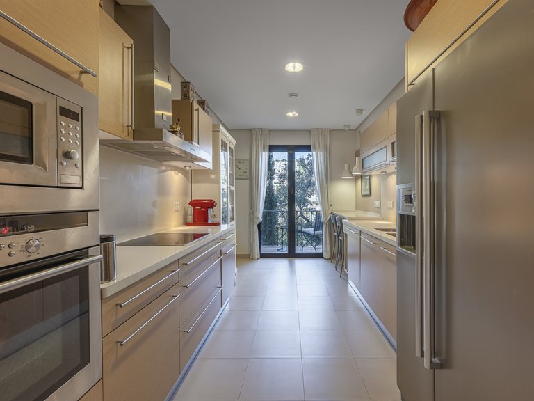 Apartment for Sale in La Quinta, Benahavis, Malaga 14