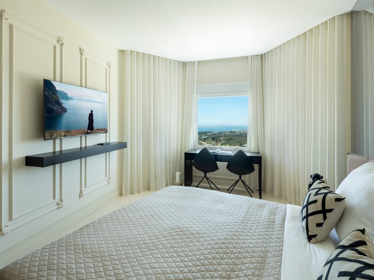 Penthouse for Sale in Marbella Golden Mile, Marbella, Malaga 18