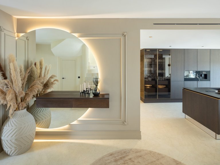 Penthouse for Sale in Marbella Golden Mile, Marbella, Malaga 3