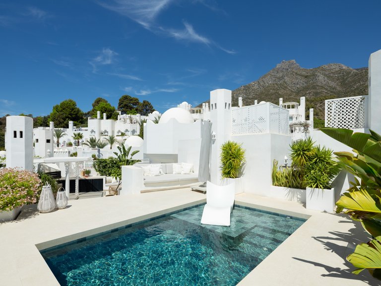 Penthouse for Sale in Marbella Golden Mile, Marbella, Malaga 24