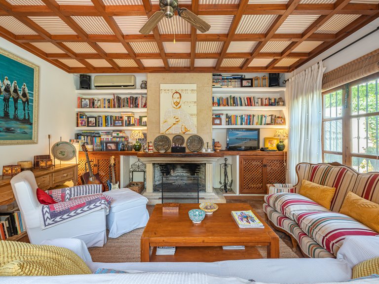 Villa for Sale in Marbella Golden Mile, Marbella, Malaga 7