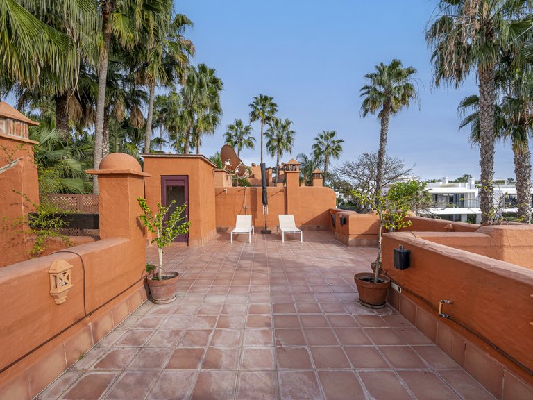 Town House for Sale in Marbella Golden Mile, Marbella, Malaga 31