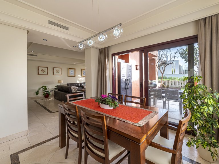 Town House for Sale in Marbella Golden Mile, Marbella, Malaga 10