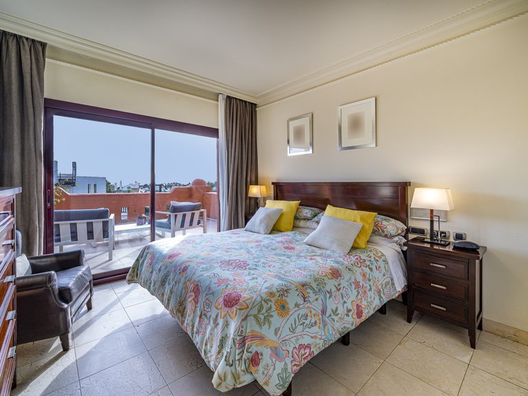 Town House for Sale in Marbella Golden Mile, Marbella, Malaga 22