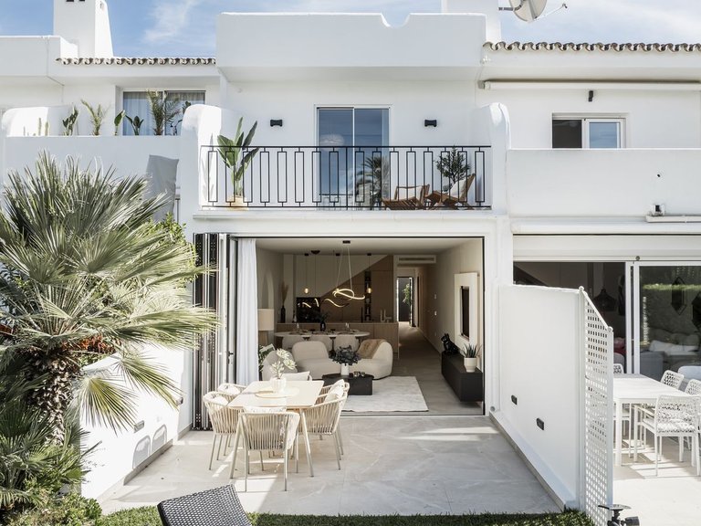 Town House for Sale in Nueva Andalucia, Marbella, Malaga 32