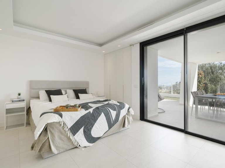 Apartment for Sale in Nueva Andalucia, Marbella, Malaga 14