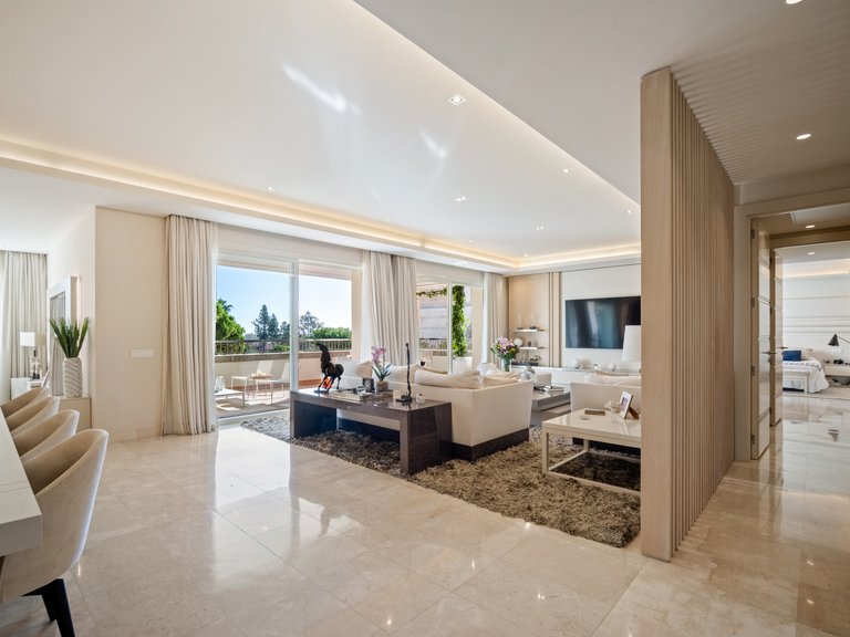 Apartment for Sale in Marbella Golden Mile, Marbella, Malaga 12