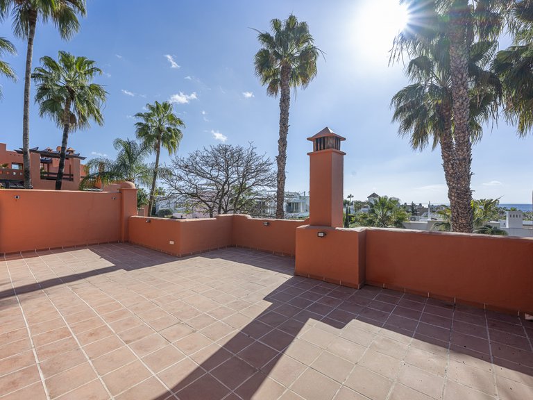 Town House for Sale in Marbella Golden Mile, Marbella, Malaga 35
