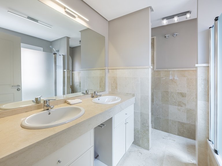 Town House for Sale in Marbella Golden Mile, Marbella, Malaga 37
