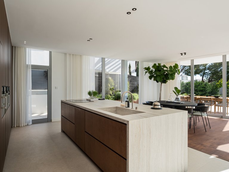 Town House for Sale in Marbella Golden Mile, Marbella, Malaga 21