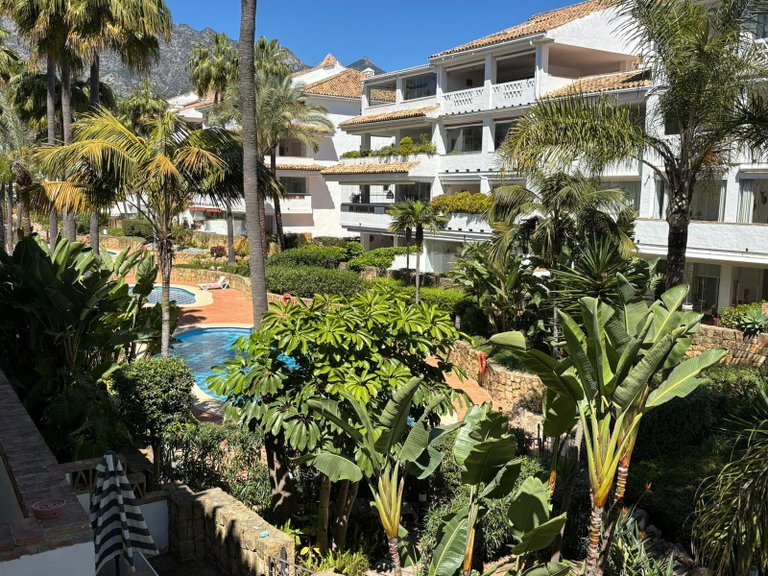 Apartment for Sale in Marbella Golden Mile, Marbella, Malaga 2