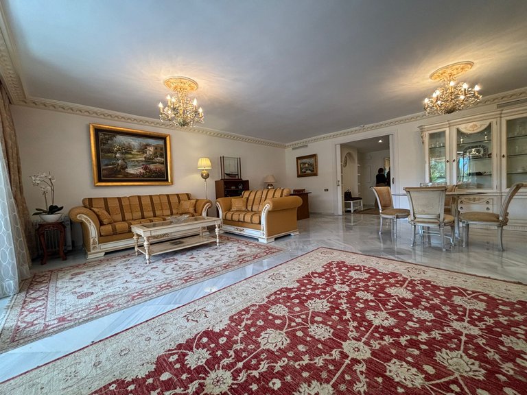 Apartment for Sale in Marbella, Malaga 27