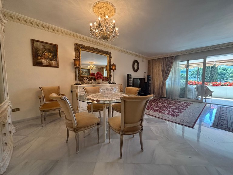 Apartment for Sale in Marbella, Malaga 24