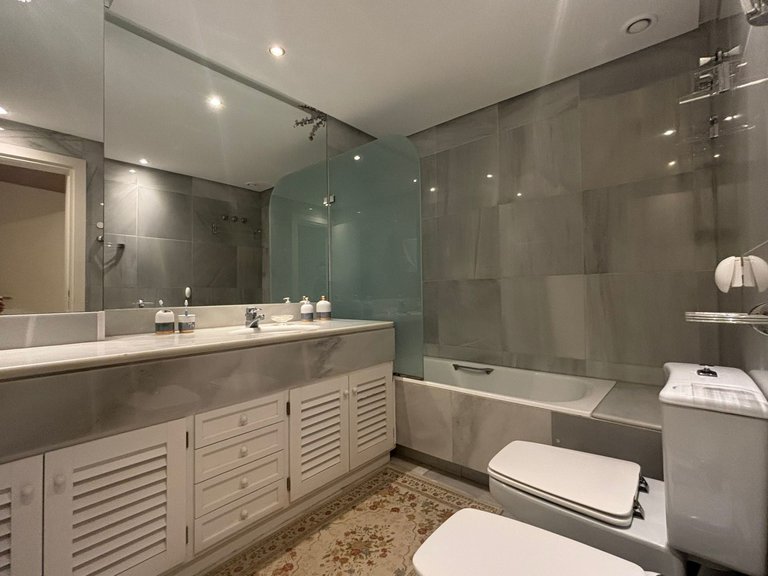 Apartment for Sale in Marbella, Malaga 26