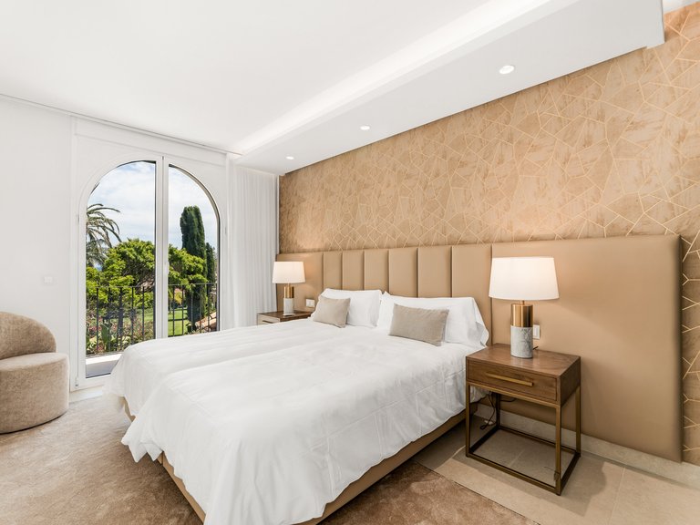Town House for Sale in Estepona East, Estepona, Malaga 21