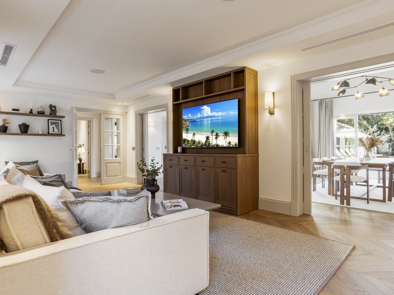 Villa for Sale in Nueva Andalucia, Marbella, Malaga 21