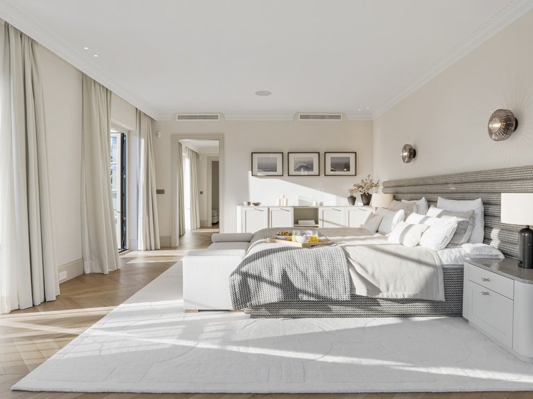 Villa for Sale in Nueva Andalucia, Marbella, Malaga 39