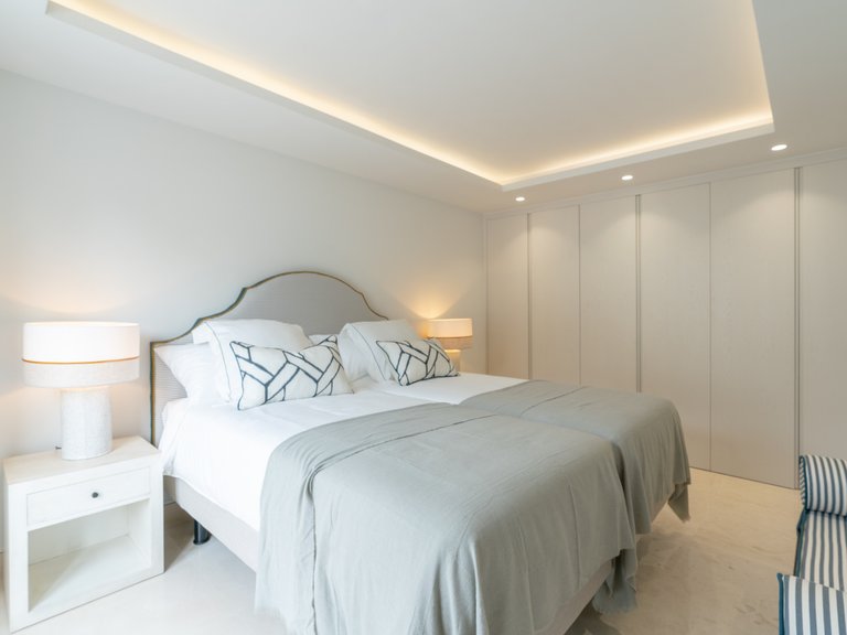 Town House for Sale in Marbella Golden Mile, Marbella, Malaga 19