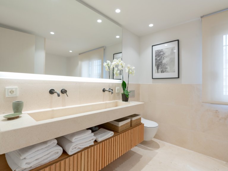 Town House for Sale in Marbella Golden Mile, Marbella, Malaga 33