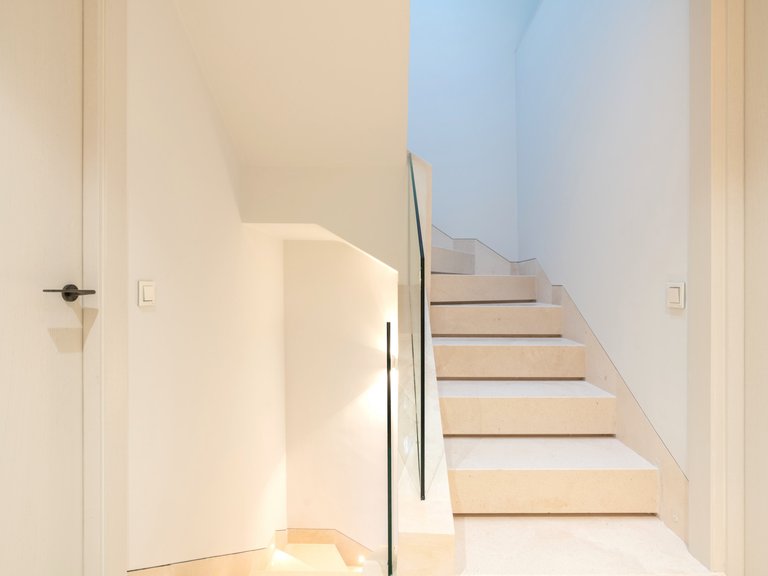Town House for Sale in Marbella Golden Mile, Marbella, Malaga 25