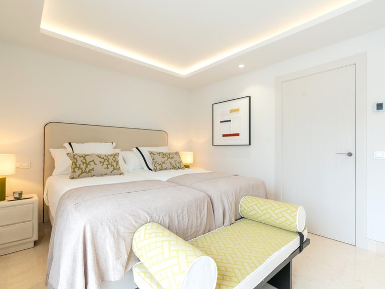 Town House for Sale in Marbella Golden Mile, Marbella, Malaga 14