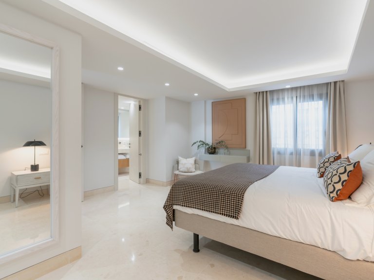 Town House for Sale in Marbella Golden Mile, Marbella, Malaga 29