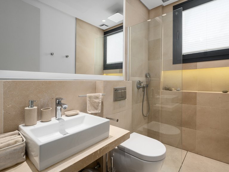 Villa for Sale in Nueva Andalucia, Marbella, Malaga 12