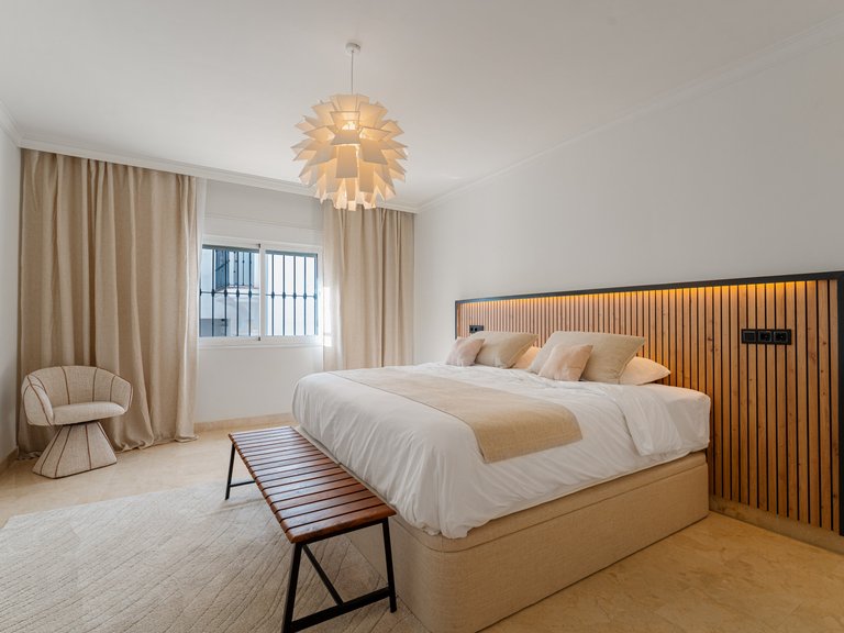 Apartment for Sale in Marbella Golden Mile, Marbella, Malaga 12