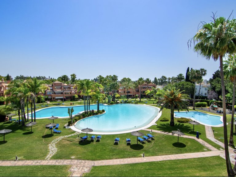 Penthouse for Sale in Estepona East, Estepona, Malaga 2