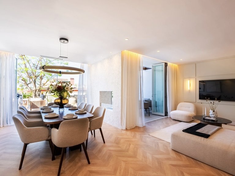 Town House for Sale in Marbella Golden Mile, Marbella, Malaga 24