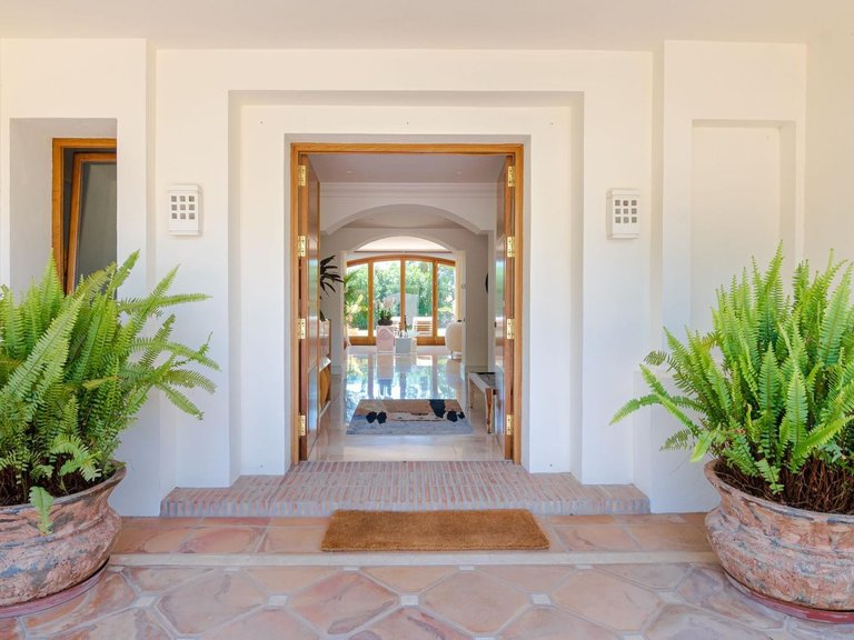 Villa for Rent in Marbella Golden Mile, Marbella, Malaga 2