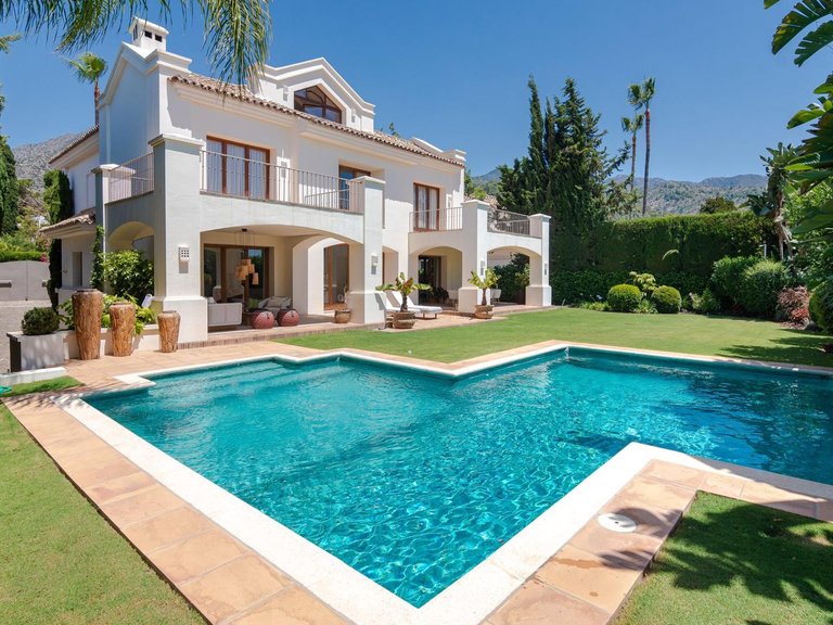 Villa for Rent in Marbella Golden Mile, Marbella, Malaga 1