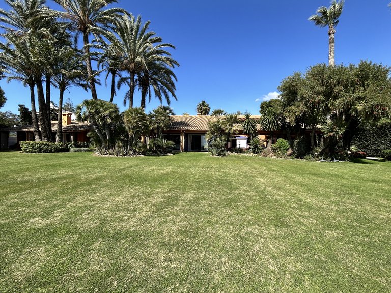 Villa for Rent in Marbella Golden Mile, Marbella, Malaga 7