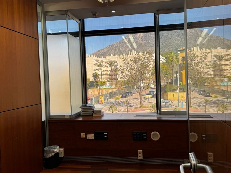Commercial for Rent in Marbella Golden Mile, Marbella, Malaga 3
