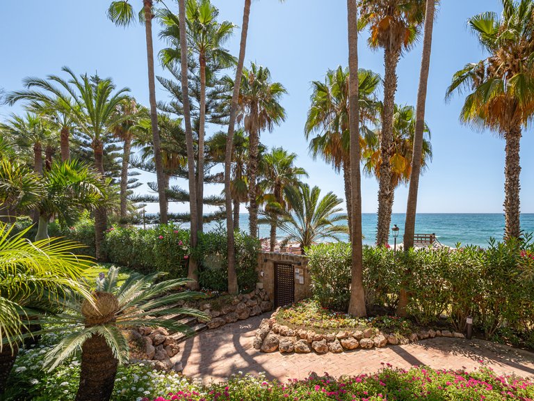 Apartment for Sale in Marbella Golden Mile, Marbella, Malaga 42