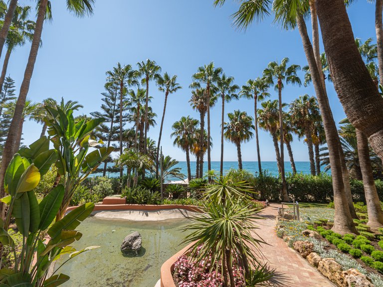Apartment for Sale in Marbella Golden Mile, Marbella, Malaga 44