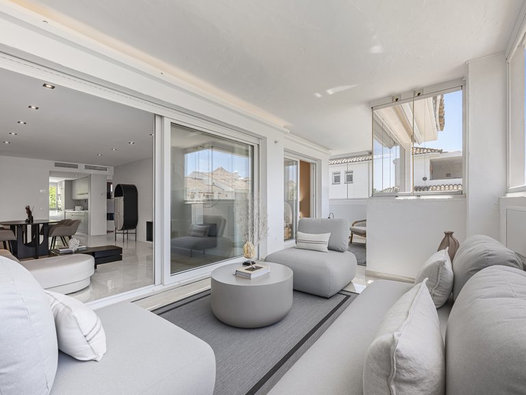 Apartment for Sale in Marbella Golden Mile, Marbella, Malaga 5