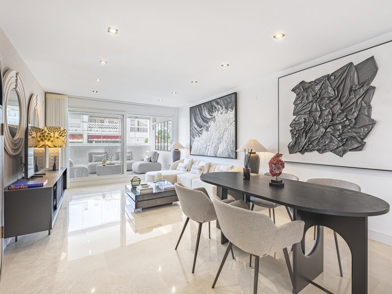 Apartment for Sale in Marbella Golden Mile, Marbella, Malaga 14