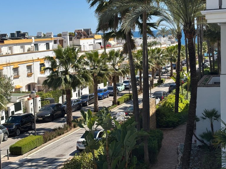 Apartment for Sale in Marbella Golden Mile, Marbella, Malaga 8