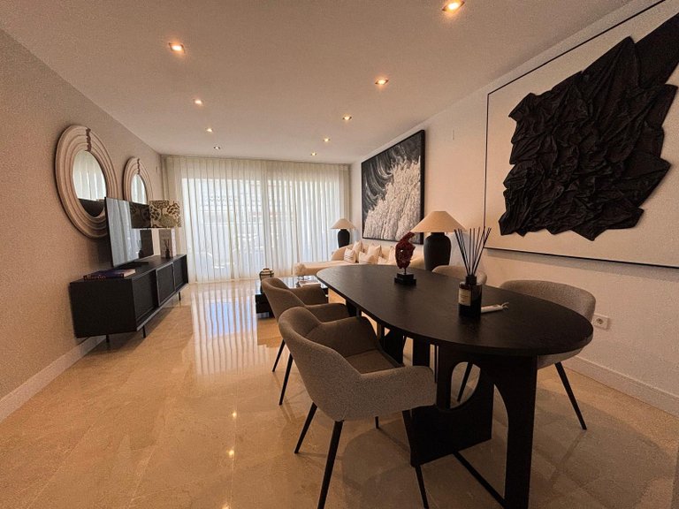 Apartment for Sale in Marbella Golden Mile, Marbella, Malaga 6