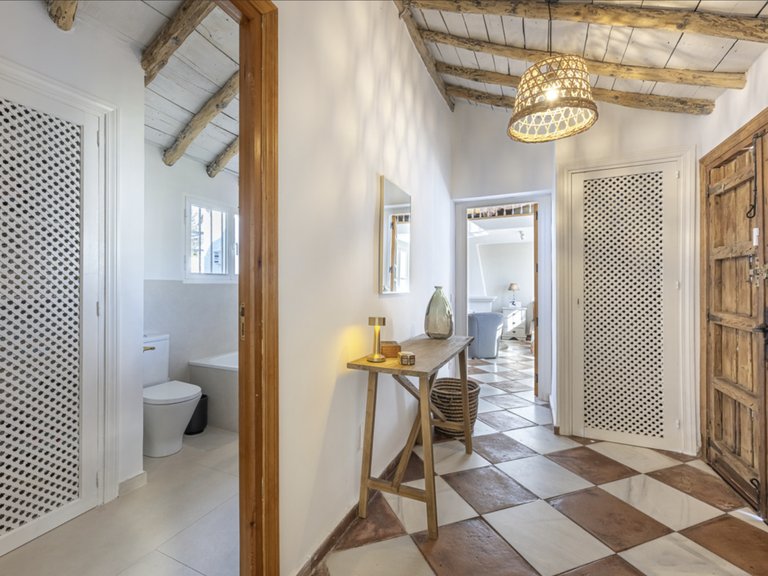Villa for Sale in Guadalmina Alta, San Pedro De Alcantara, Malaga 22