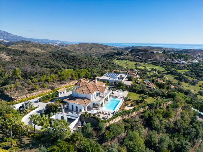 Villa for Sale in Marbella Club Golf Resort, Benahavis, Malaga 4