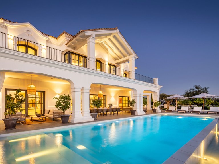 Villa for Sale in Marbella Club Golf Resort, Benahavis, Malaga 10