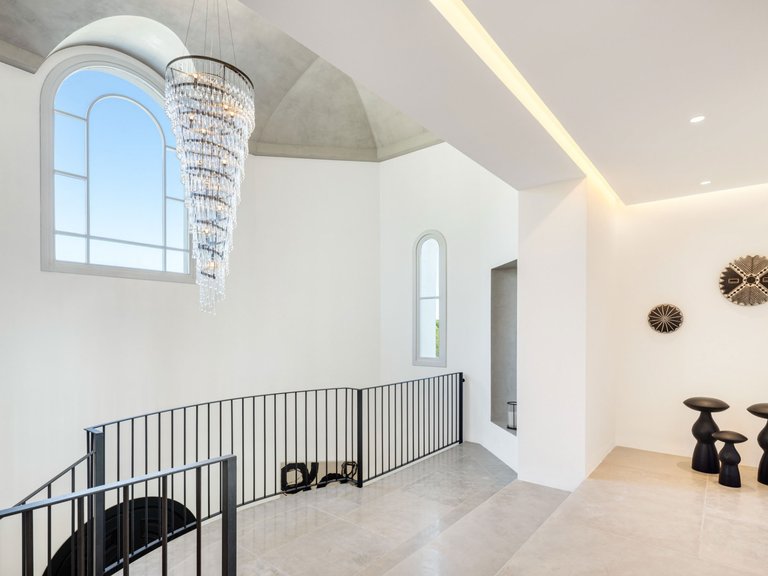 Villa for Sale in Marbella Club Golf Resort, Benahavis, Malaga 26