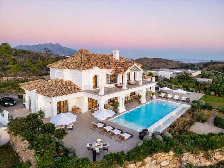 Villa for Sale in Marbella Club Golf Resort, Benahavis, Malaga 3