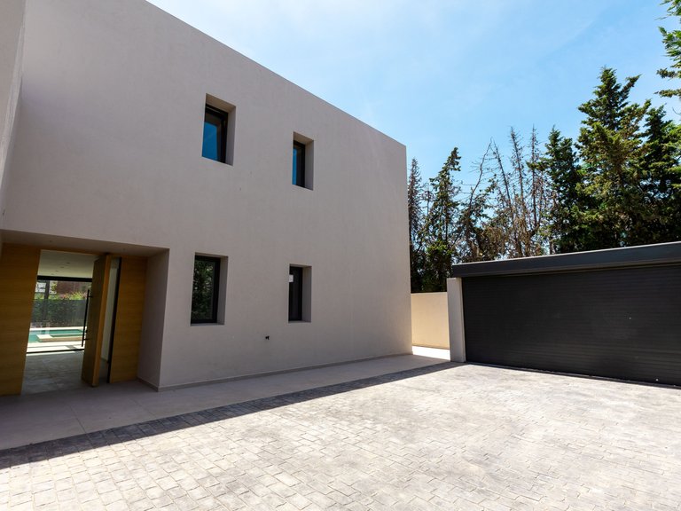 Villa for Sale in Cortijo Blanco, San Pedro De Alcantara, Malaga 36