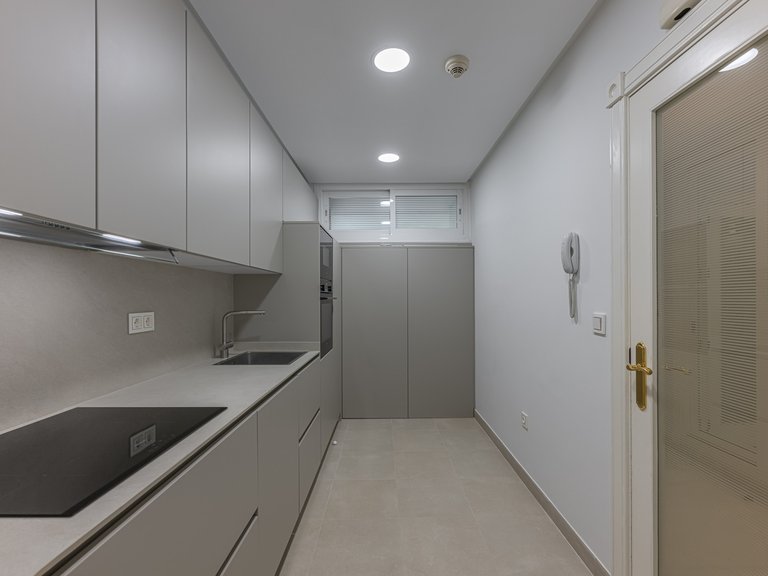 Apartment for Rent in Marbella Golden Mile, Marbella, Malaga 34