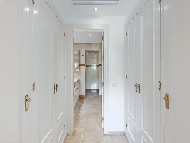 Apartment for Sale in Estepona East, Estepona, Malaga 14