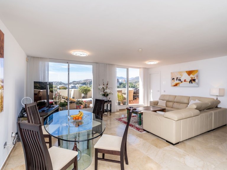 Apartment for Sale in Benahavis, Malaga 32